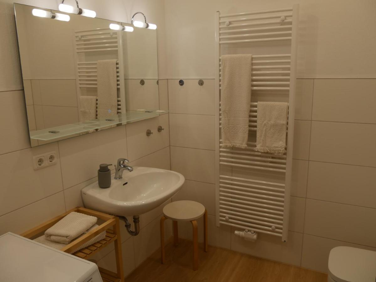Lindenhof Wohnung 2, Erdgeschoss Vipperow ภายนอก รูปภาพ